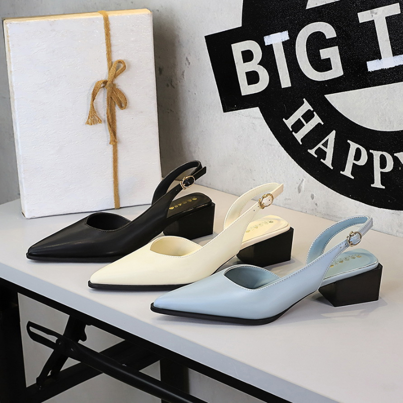 Women'S Shoes Quality - Pointed Toe Back Tripod Strap With