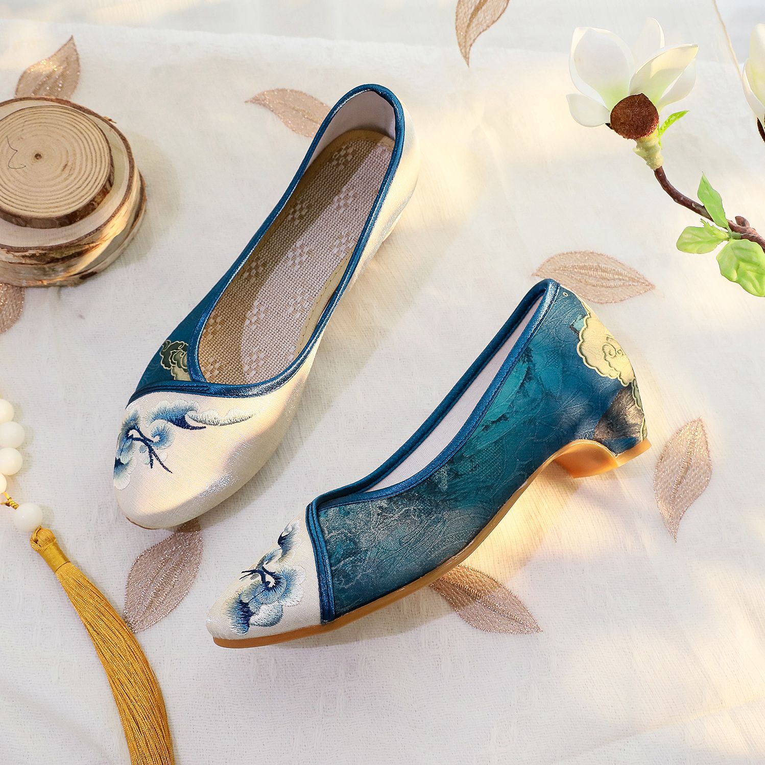 Size 35-40 Summer Old Beijing  - مراجعة Shoes Women Pumps وسعره