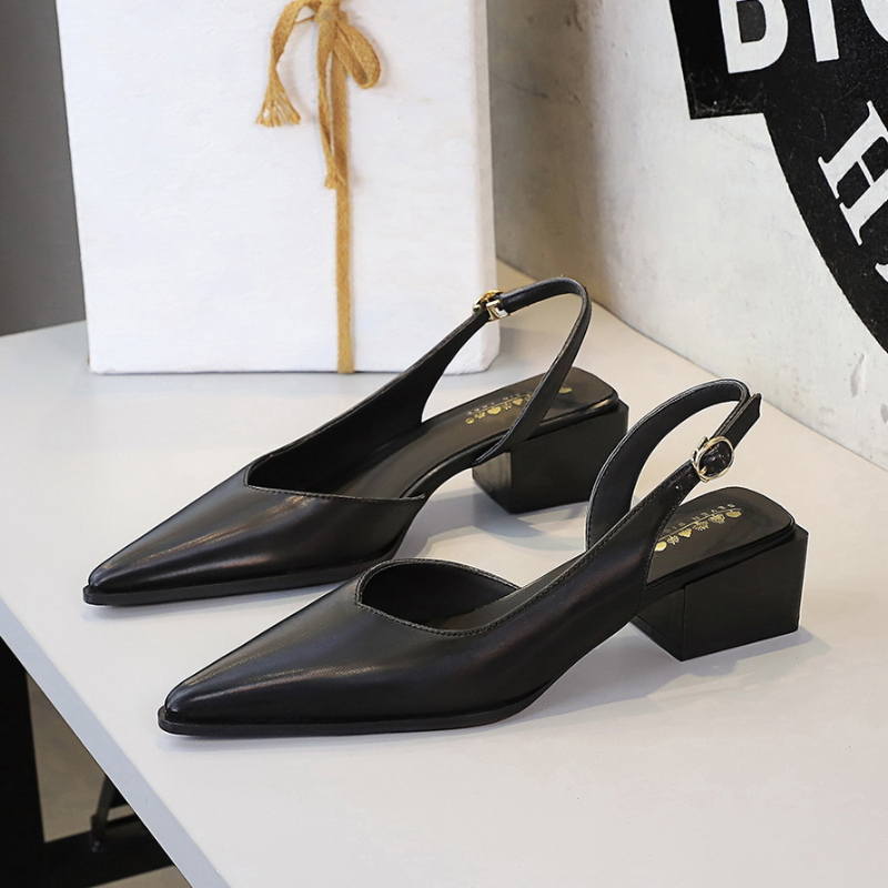 Pointed Toe Back Tripod Strap  - مراجعة Women'S Shoes Quality وسعره