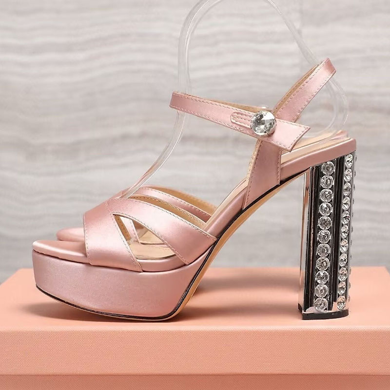 Cross Design Bling Rhinestone  - مراجعة Women Shoes Waterproof وسعره